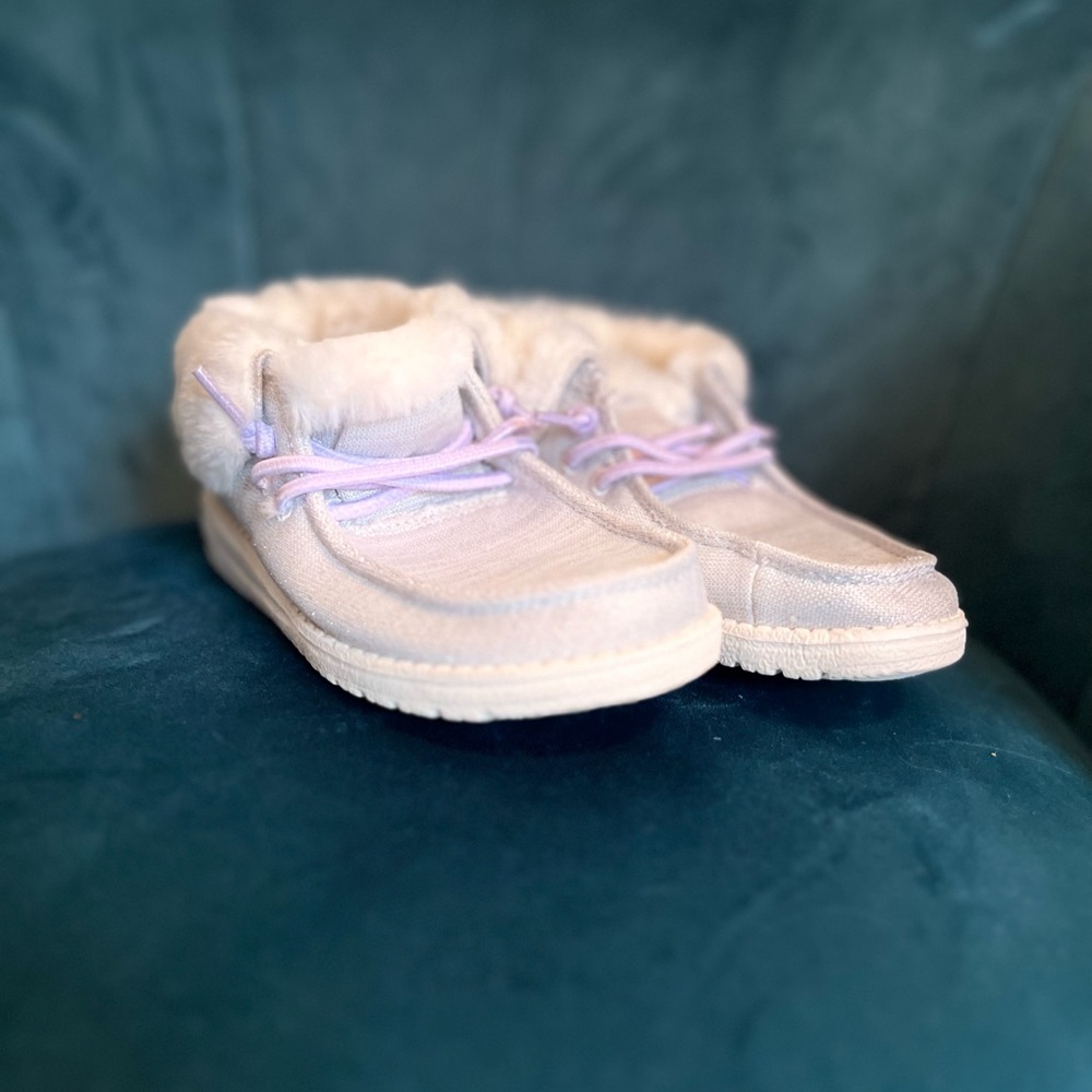 Purple fuzzy Hey dude’s